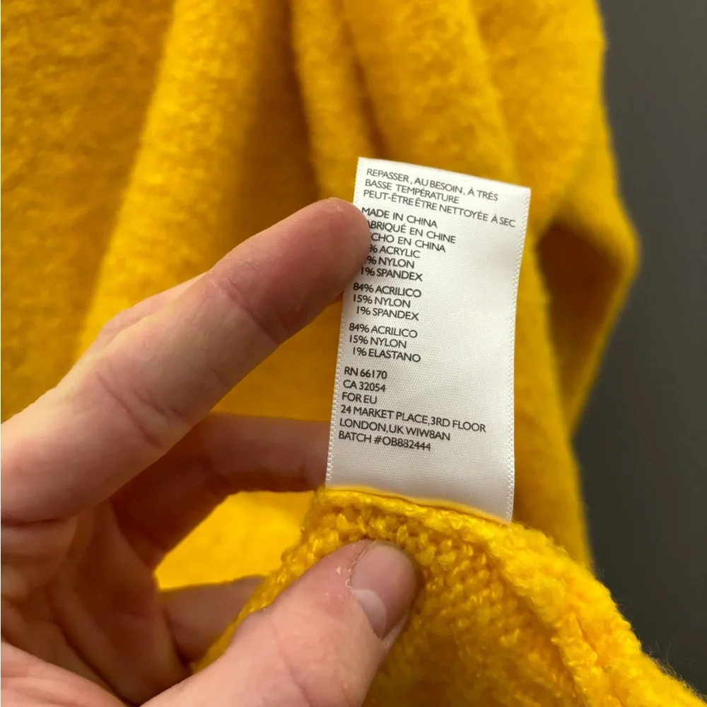 Urban Outfitters Jordan Plush Oversized Cardigan Womens Size Small - Picture 6 of 6